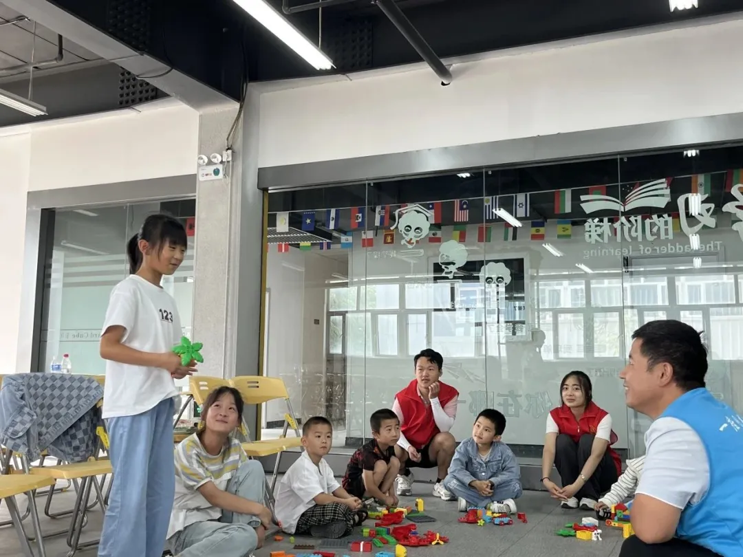 5f66ab4f-8e15-43a7-a5d0-961c5f8ee4ac